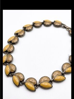 Yellow Enamel Leaf-Link Necklace - Women Jewelry